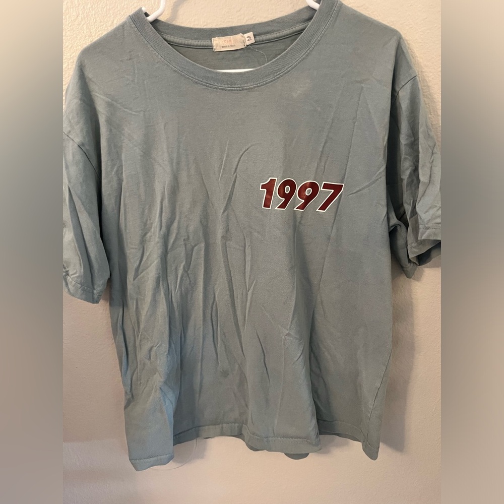 Graphic tee